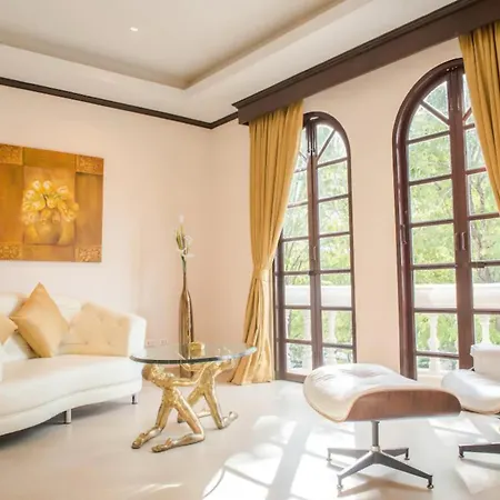 โรงแรม Poseidon Boutique 3*