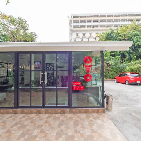 เดอะ วัน สบาย ลิฟวิ่ง โรงแรม Pattaya