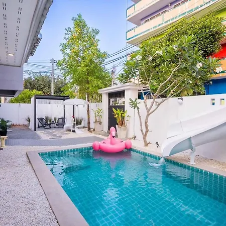Villa Charming House Poolvilla