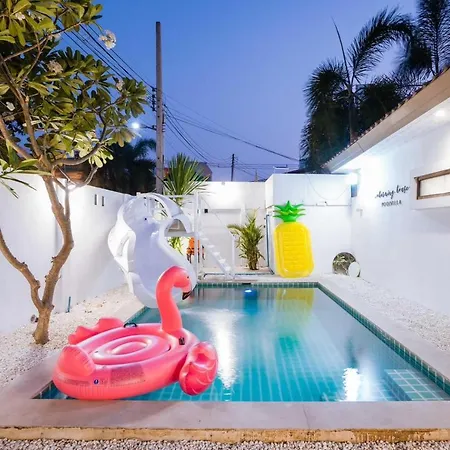 Villa Charming House Poolvilla *