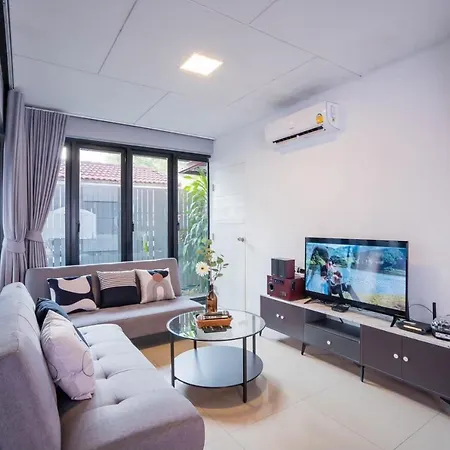Villa Charming House Poolvilla