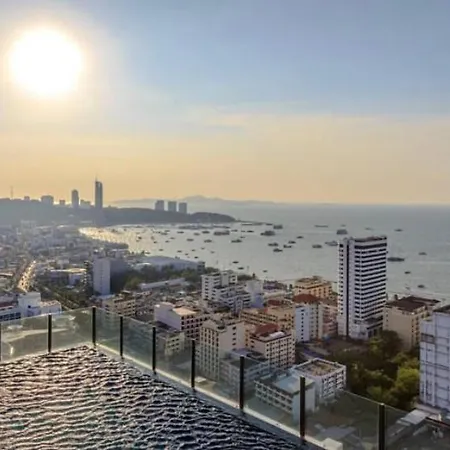 The Base #seaview Apartment