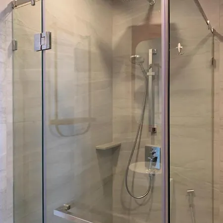 Edge Luxury 2bedroom High Floor Front Seaview With Balcony & Jacuzzi Apartment Pattaya