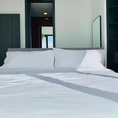 Edge Luxury 2bedroom High Floor Front Seaview With Balcony & Jacuzzi * Pattaya