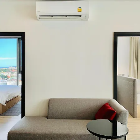 Edge Luxury 2bedroom High Floor Front Seaview With Balcony & Jacuzzi * Pattaya