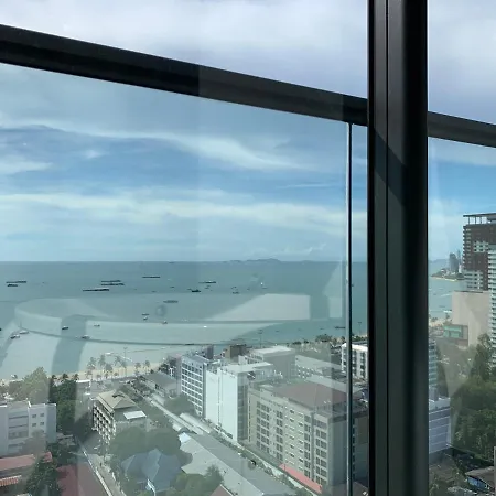 Edge Luxury 2bedroom High Floor Front Seaview With Balcony & Jacuzzi Pattaya