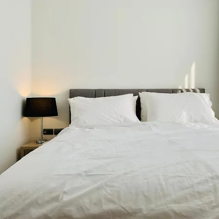 Edge Luxury 2bedroom High Floor Front Seaview With Balcony & Jacuzzi Apartment