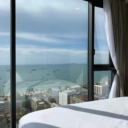 Edge Luxury 2bedroom High Floor Front Seaview With Balcony & Jacuzzi *