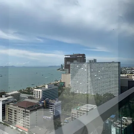 Edge Luxury 2bedroom High Floor Front Seaview With Balcony & Jacuzzi