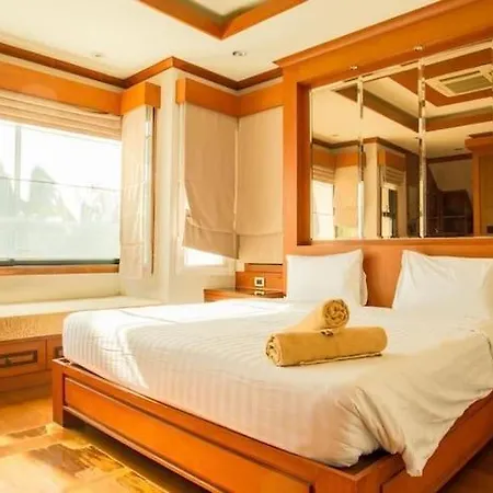 3 Bedrooms 2 Bathrooms Pool * Pattaya