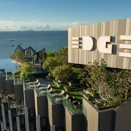 Apartment Edge Luxury 2bedroom High Floor Front Seaview With Balcony & Jacuzzi Pattaya