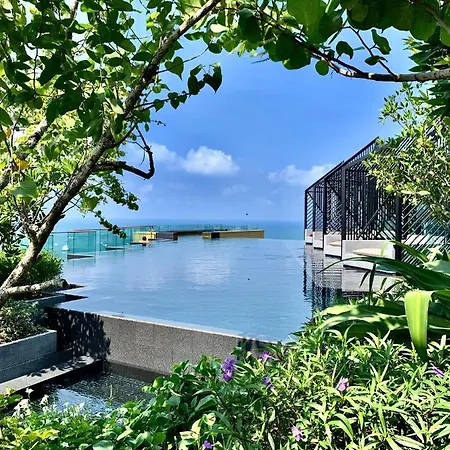Edge Luxury 2bedroom High Floor Front Seaview With Balcony & Jacuzzi * Pattaya