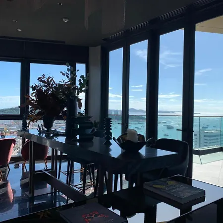 Edge Luxury 2bedroom High Floor Front Seaview With Balcony & Jacuzzi Apartment Pattaya