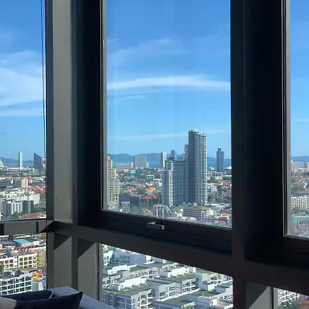 Edge Luxury 2bedroom High Floor Front Seaview With Balcony & Jacuzzi Apartment