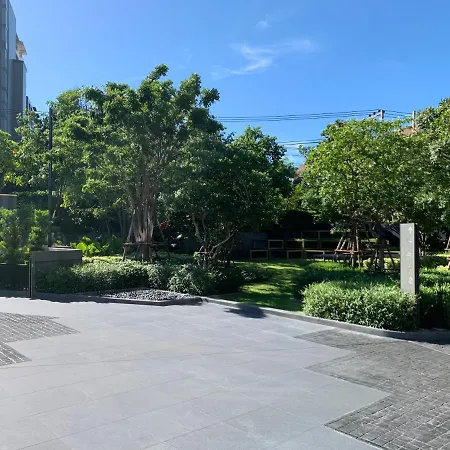 Edge Luxury 2bedroom High Floor Front Seaview With Balcony & Jacuzzi Apartment