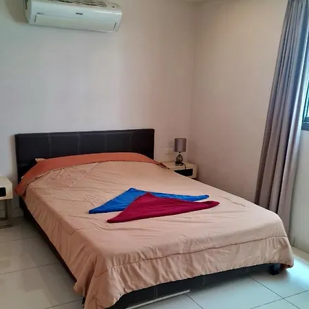 Large 2 Bedroom In Pratumnak Apartment Pattaya