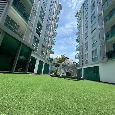 Center View Apartment *