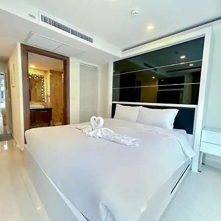 Apartment Grand Avenue *