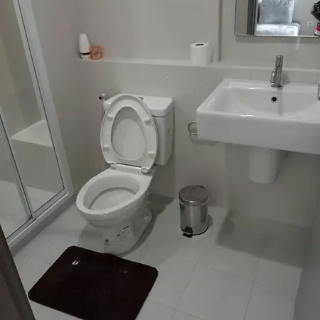 Apartment Close Service ห้องพักนี้ ลงข้อมูลราคา ขนาดห้องผิด ปิดทำการ