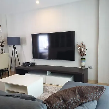 Centara Avenue 2 Bedrooms Pool View Pattaya