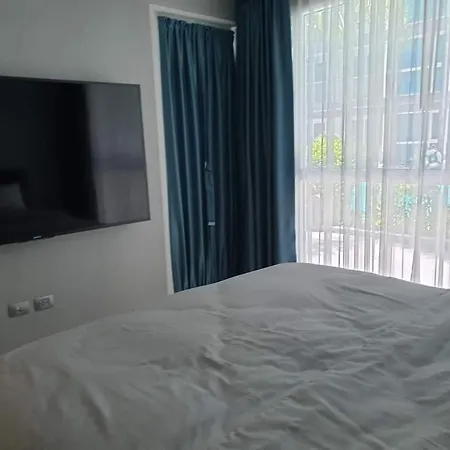 อพาร์ทเม้น Centara Avenue 2 Bedrooms Pool View *