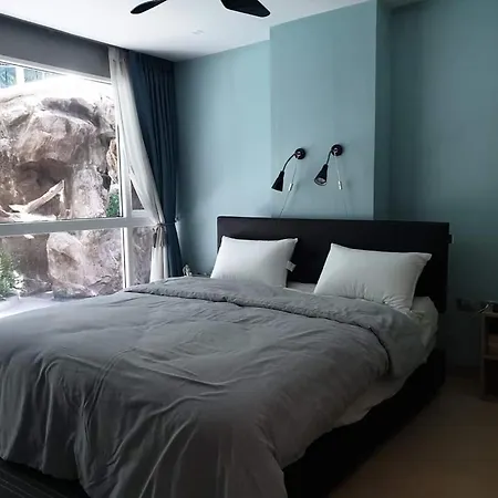 Centara Avenue 2 Bedrooms Pool View Pattaya