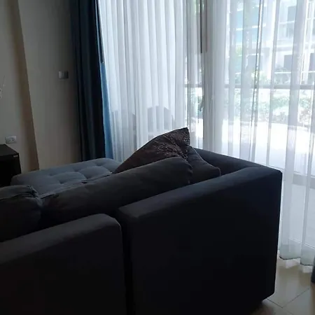 อพาร์ทเม้น Centara Avenue 2 Bedrooms Pool View