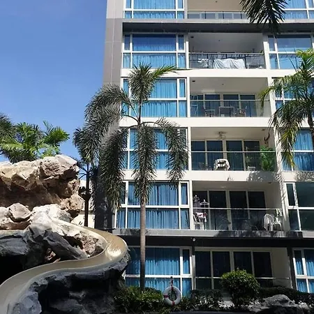 Centara Avenue 2 Bedrooms Pool View * Pattaya