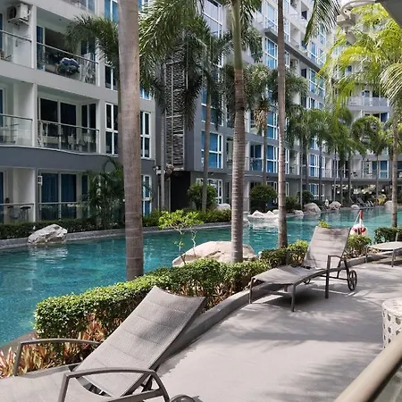อพาร์ทเม้น Centara Avenue 2 Bedrooms Pool View