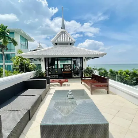 Yizen Beachfront Seaview Villa *