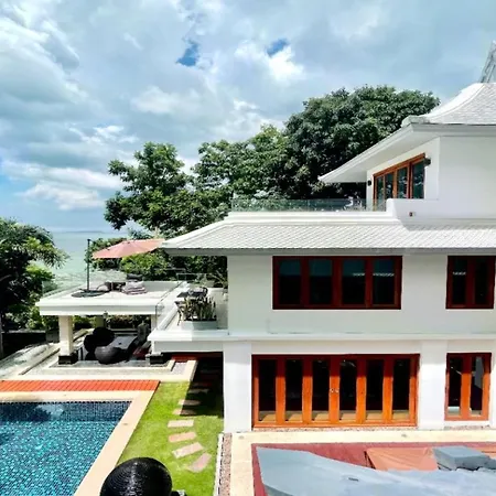 Yizen Beachfront Seaview Villa Pattaya