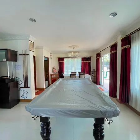 Villa Summer Pool Pattaya