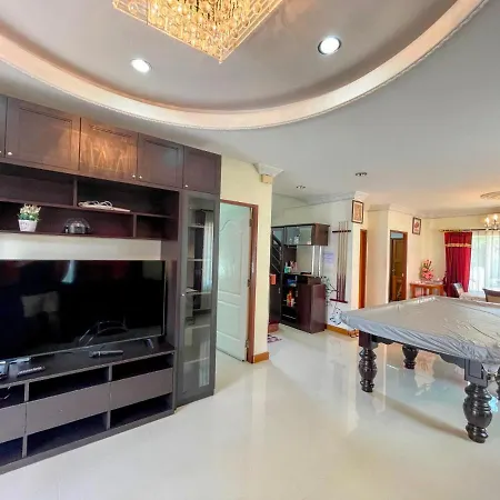 Villa Summer Pool Pattaya