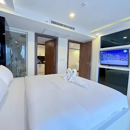 Grand Avenue Apartment Pattaya