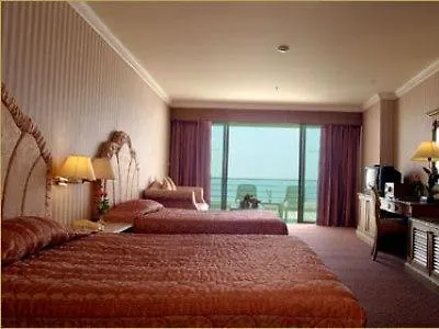 Adriatic Palace โรงแรม 5*