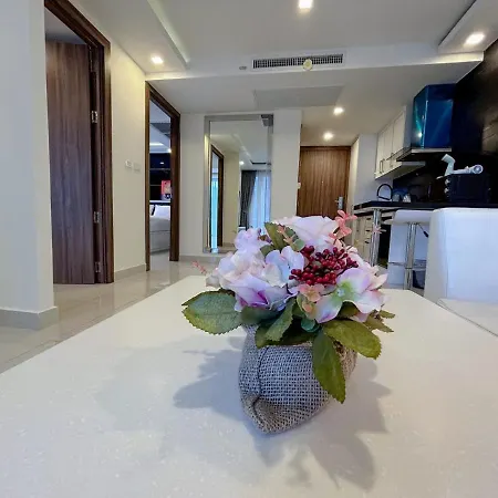 Apartment Grand Avenue