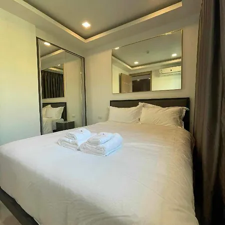 Arcadia Continental Apartment Pattaya