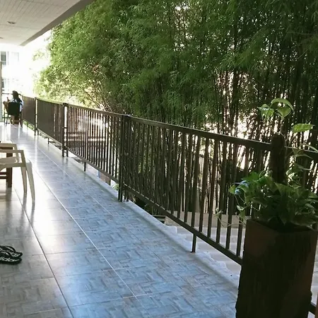 Moonlight Place Hotel *