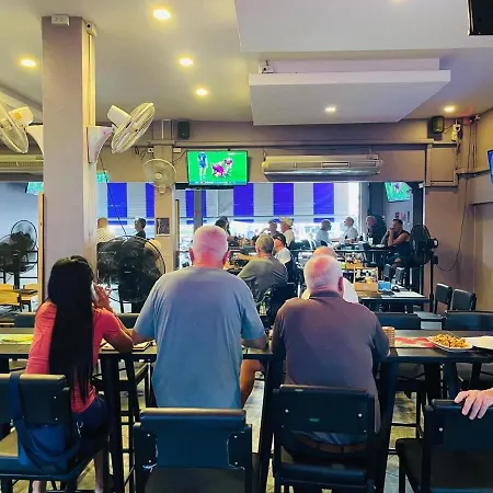 The Sports Lounge Hotel