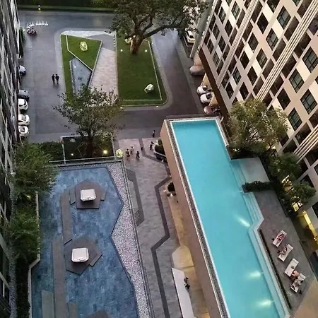 The Base 网红公寓 市中心核心区顶层无边泳池俯瞰整个芭堤雅海湾 *