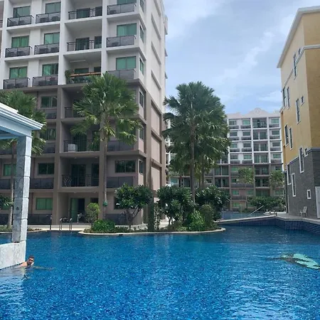 High Floor Pool View Near Walking Street Arcadia 高楼层泳池景 高速网络 智能电视 * Pattaya
