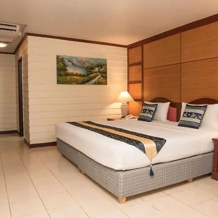 S Hotel 3*