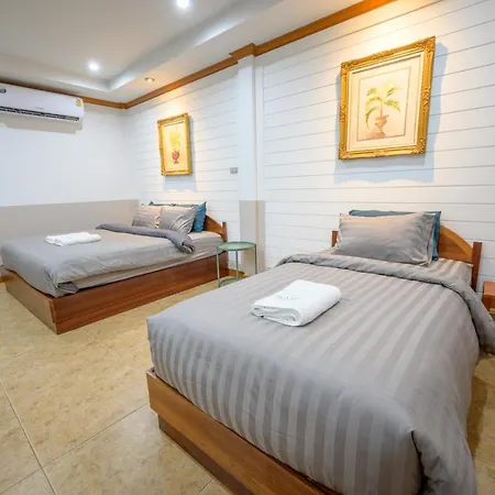 โรงแรม Halo Sea Koh Larn 3*