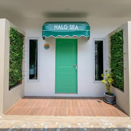 โรงแรม Halo Sea Koh Larn 3*