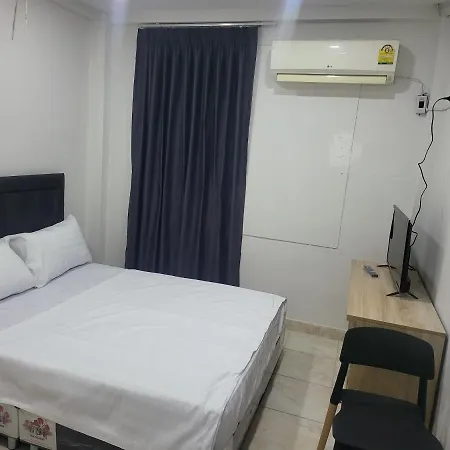 The Nest Aparthotel 3*
