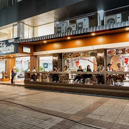 Hotel Darling Harbour - South 4*
