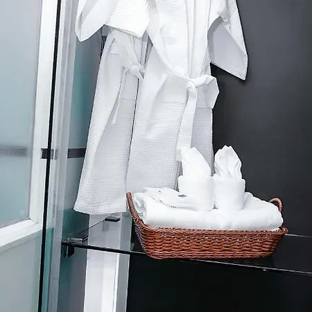 Hotel Darling Harbour - South