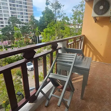 Apartment Royal Hill Comdotel