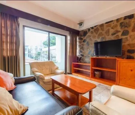 โรงแรม 21