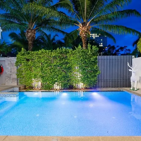Hollywood Luxury Poolvilla Walking Street 4 Bedrooms